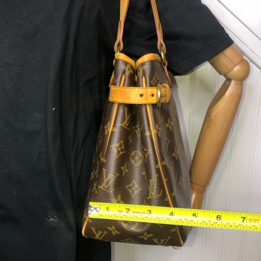 LOUIS VUITTON Batignolles LV Monogram E/W Tote BUYNOW COMES WITH: COA DUST BAG